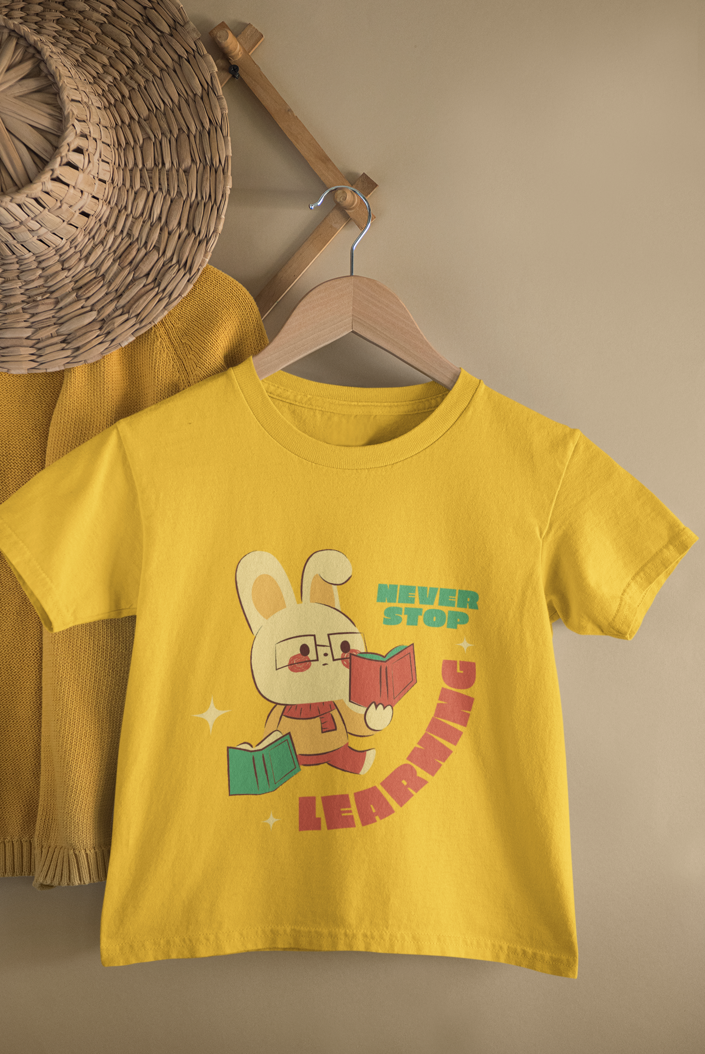 Kids Never Stop Learning Bunny Cartoon Print Round Neck T-Shirt